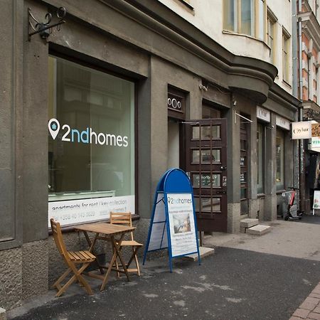 2Ndhomes City Center 2Br Apartment By The Finnish National Theatre With Balcony And Park View ヘルシンキ エクステリア 写真